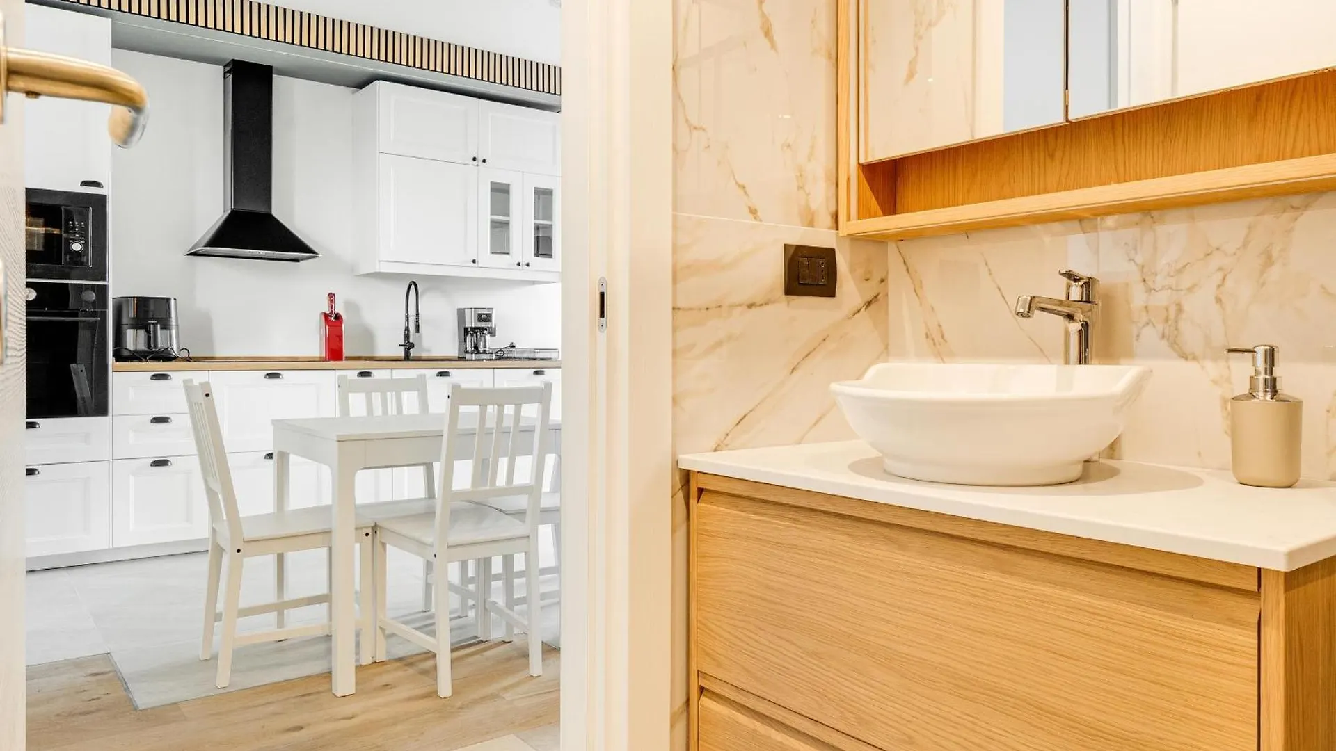 米兰Certosa District - Modern Flat & Free Box Parking公寓 公寓 米兰